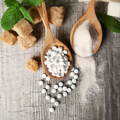 Image of wooden spoons and sugar, from "Which Natural Treatments for ADHD Symptoms Are Backed by Science?" at Green Smoothie Girl.