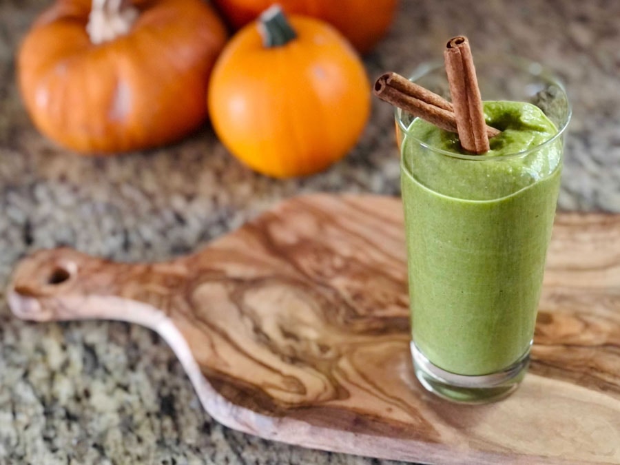 Healthy Green Pumpkin Spice Smoothie Recipe - Thrifty Brittany
