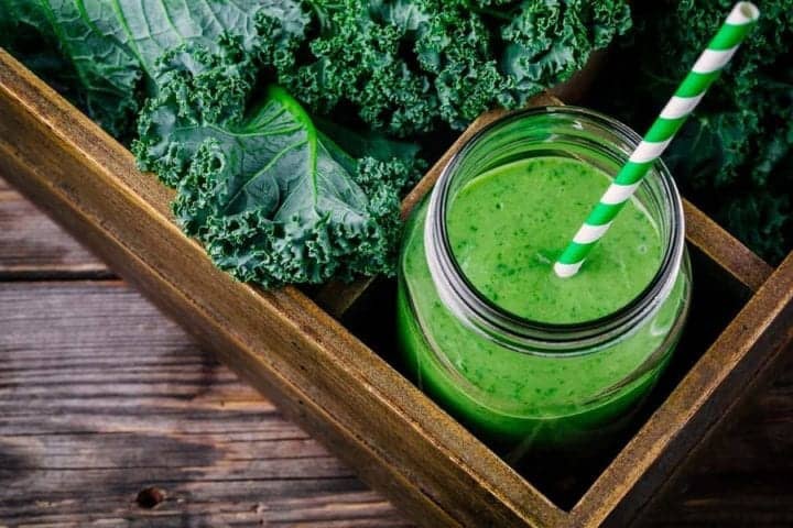 10 Green Smoothie Recipes For Weight Loss & Fat Burning